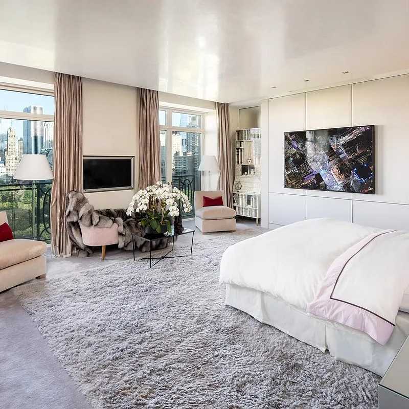 Bedroom in Sting’s Former NYC Penthouse