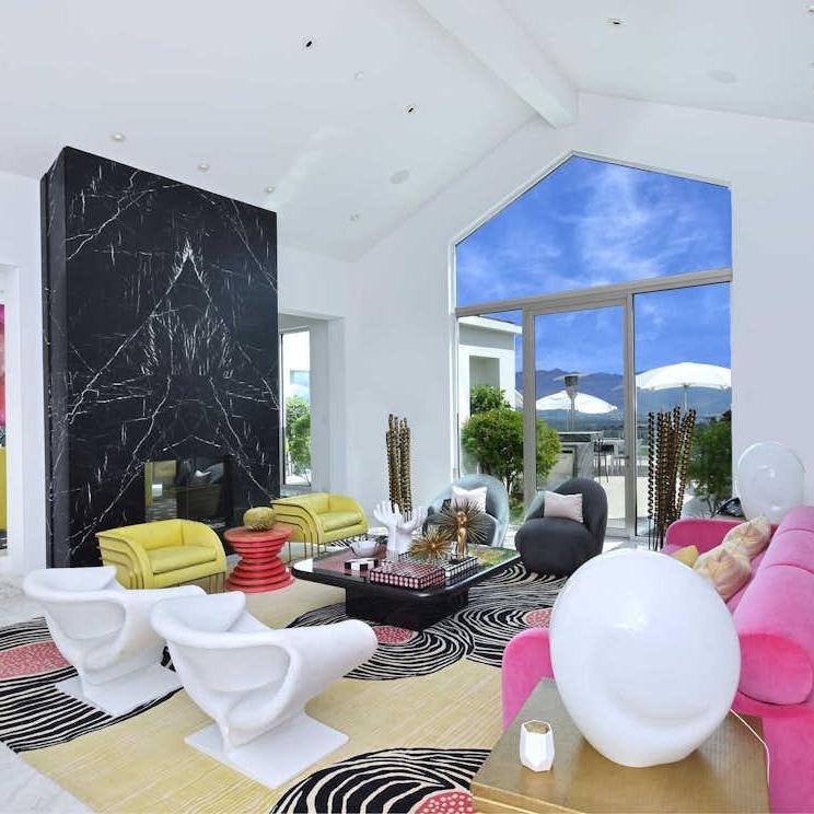 Living Room in Gwen Stefani’s Former CA Home