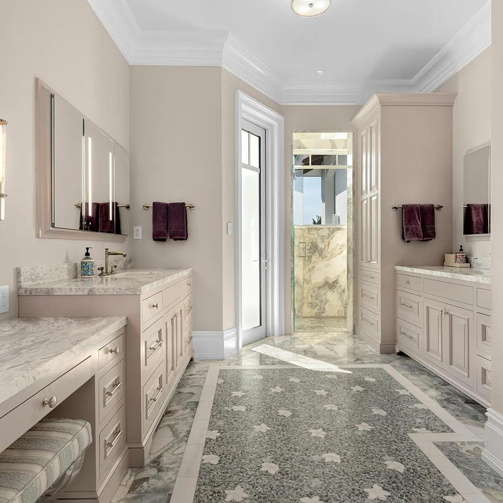 Bathroom in Dave Portnoy’s Former FL Home