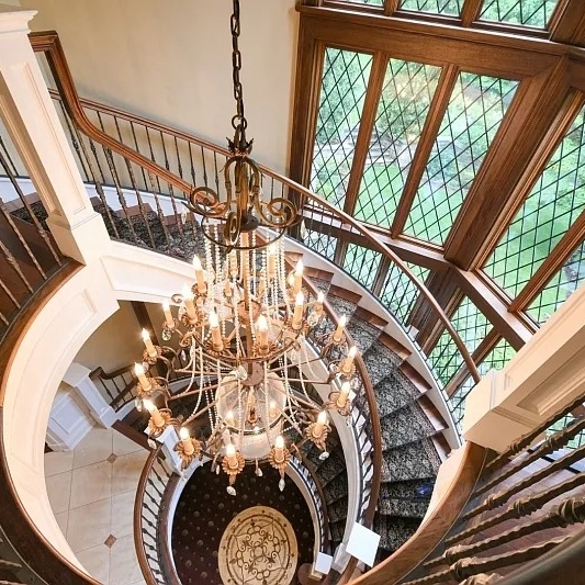 Stairwell in Teresa Giudice and Luis Ruelas’ NJ Home
