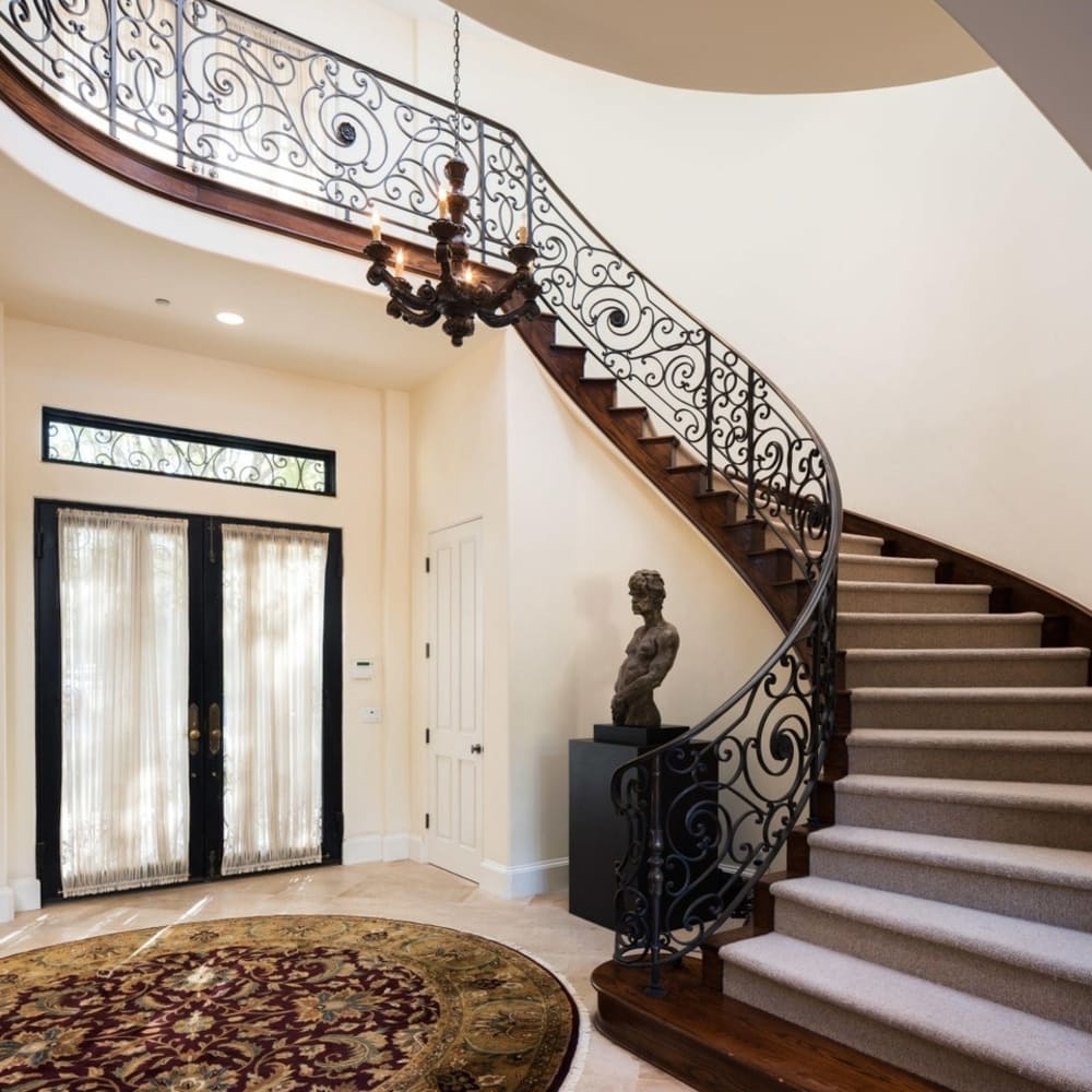 Foyer in Charlie Sheen’s Former CA Home