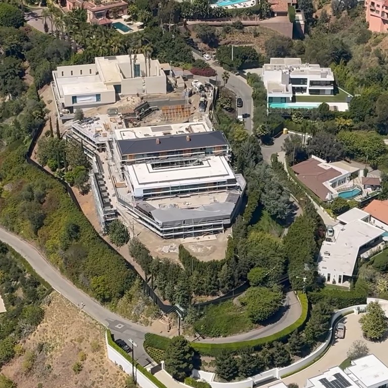 LeBron James Builds Dual Beverly Hills Megamansions