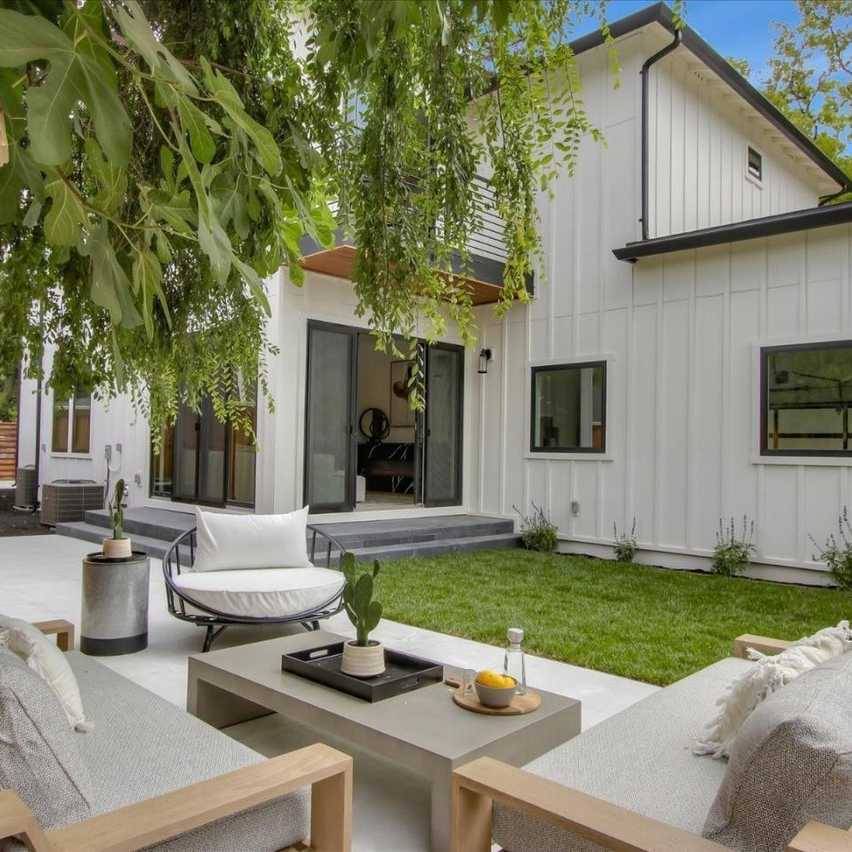 Outdoor Lounge of Fred Warner’s CA Home
