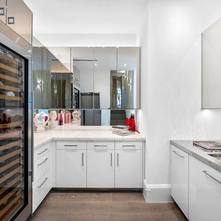 Kitchenette in The Weeknd’s FL Home