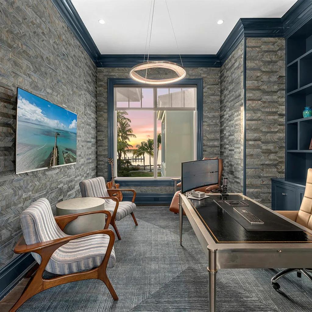 Home Office in Dave Portnoy’s Former FL Home