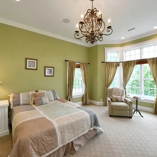 Bedroom in Teresa Giudice and Luis Ruelas’ NJ Home