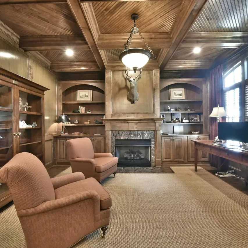 Study in Kirk Cousins’ GA Home