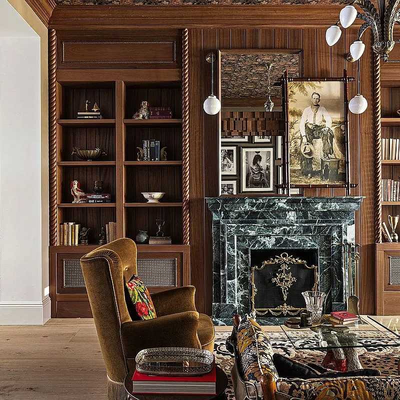 Library in Ellen Barkin’s Former N.Y.C. Townhouse