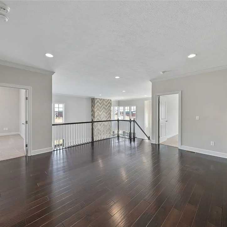 Upstairs Landing in Baker Mayfield’s Former OH Home