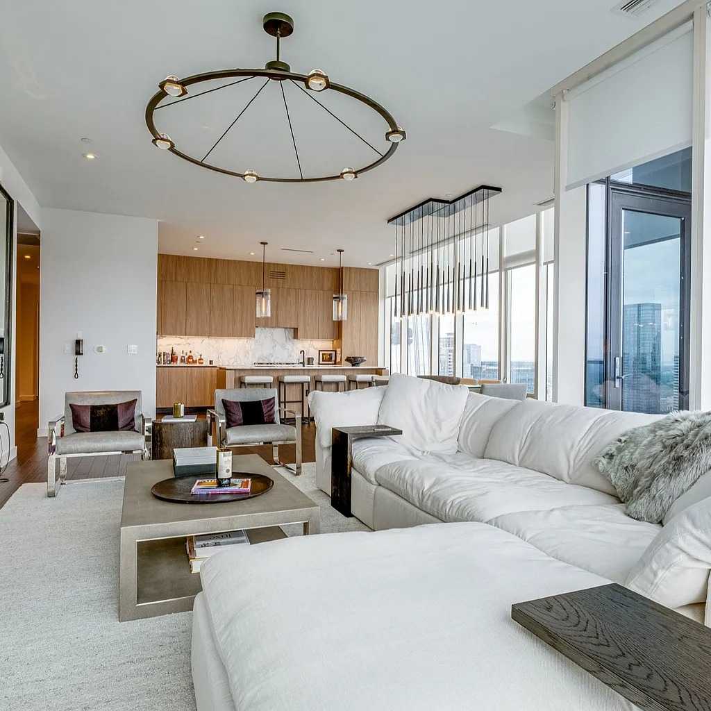 Open Living Space in Jay Cutler’s Former Nashville Condo