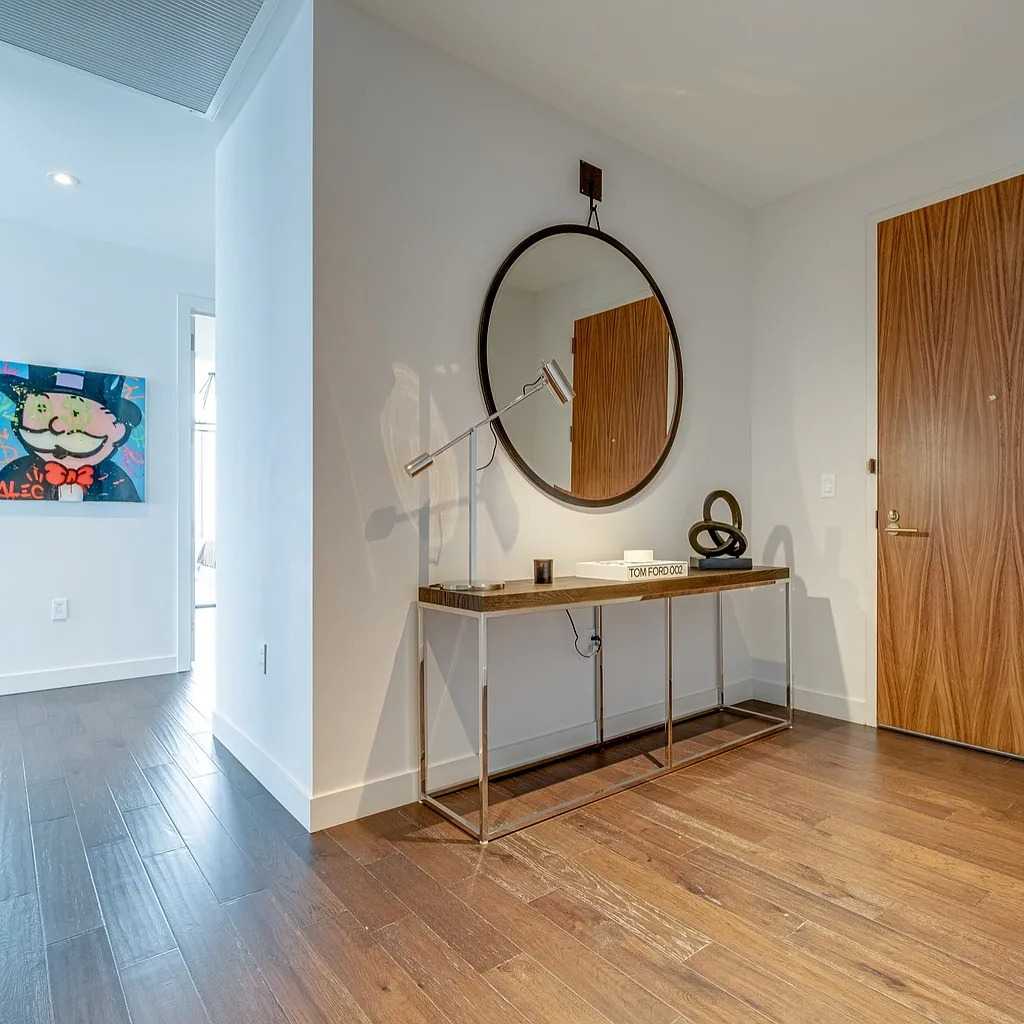 Entryway in Jay Cutler’s Former Nashville Condo