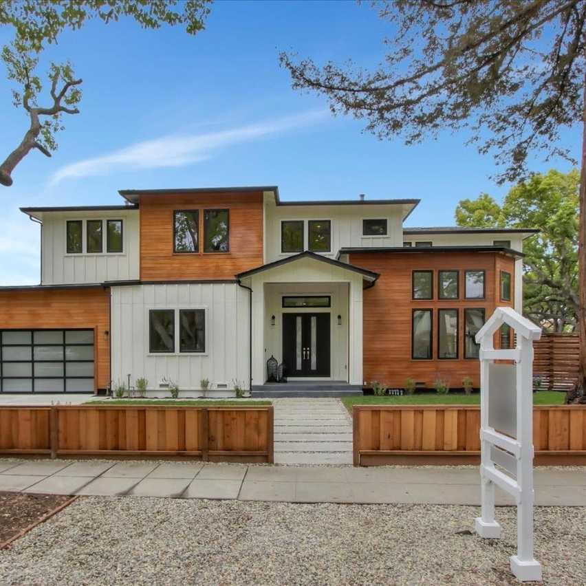 Entry of Fred Warner’s CA Home