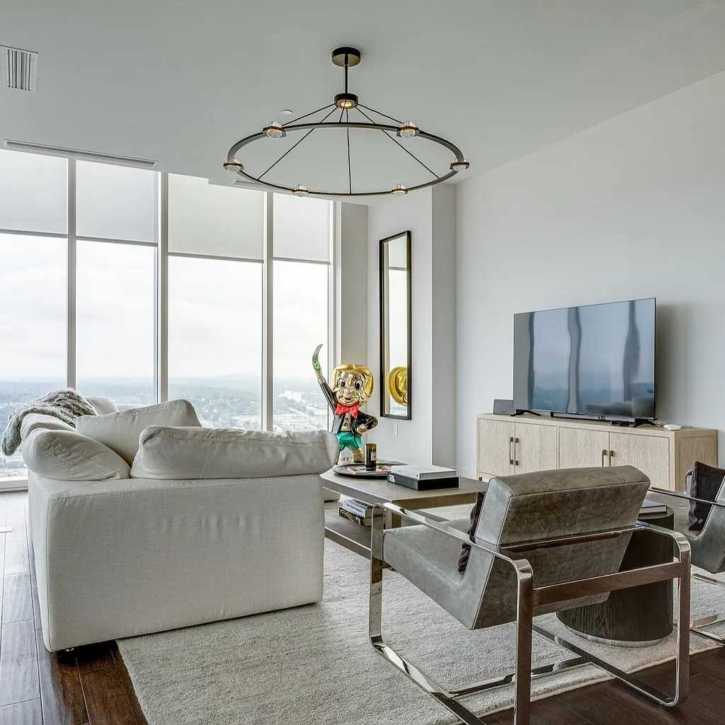 Living Room in Jay Cutler’s Former Nashville Condo