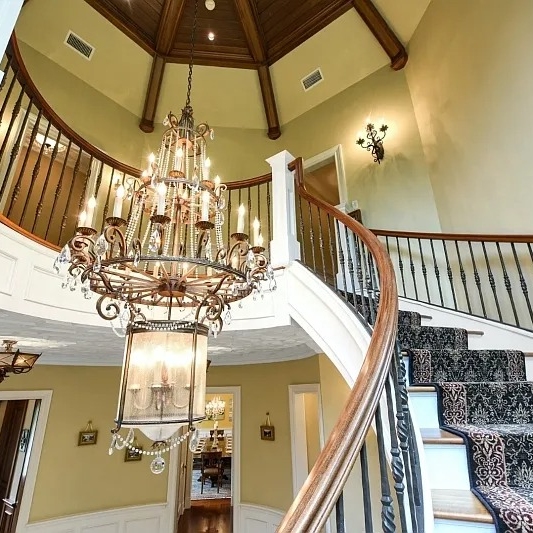 Staircase in Teresa Giudice and Luis Ruelas’ NJ Home