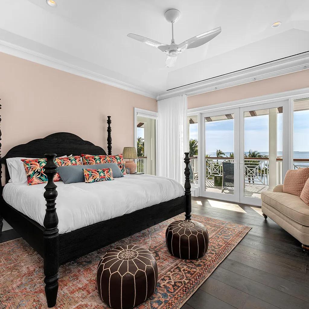 Bedroom in Dave Portnoy’s Former FL Home