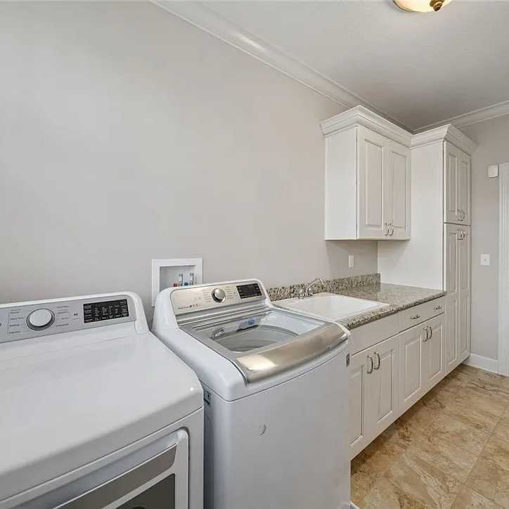 Laundry Room in Baker Mayfield’s Former OH Home