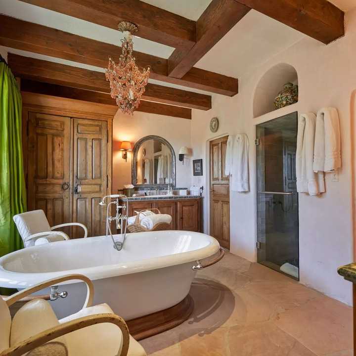 Bathroom in Suzanne Somers’ Former CA Home