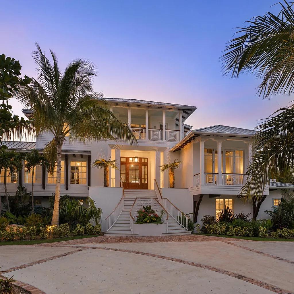 Facade of Dave Portnoy’s Former FL Home