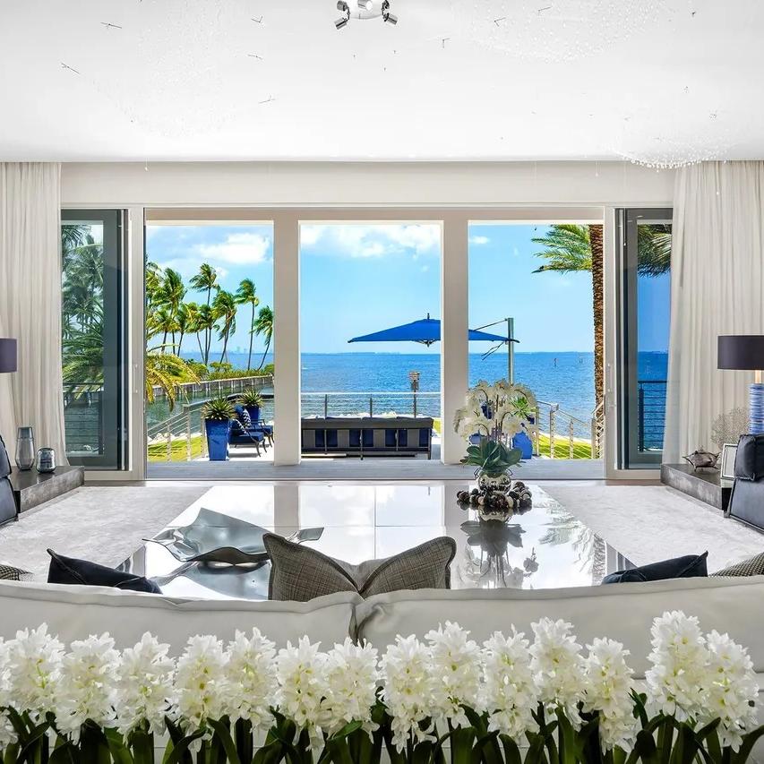 Sunlit Interior in The Weeknd’s FL Home