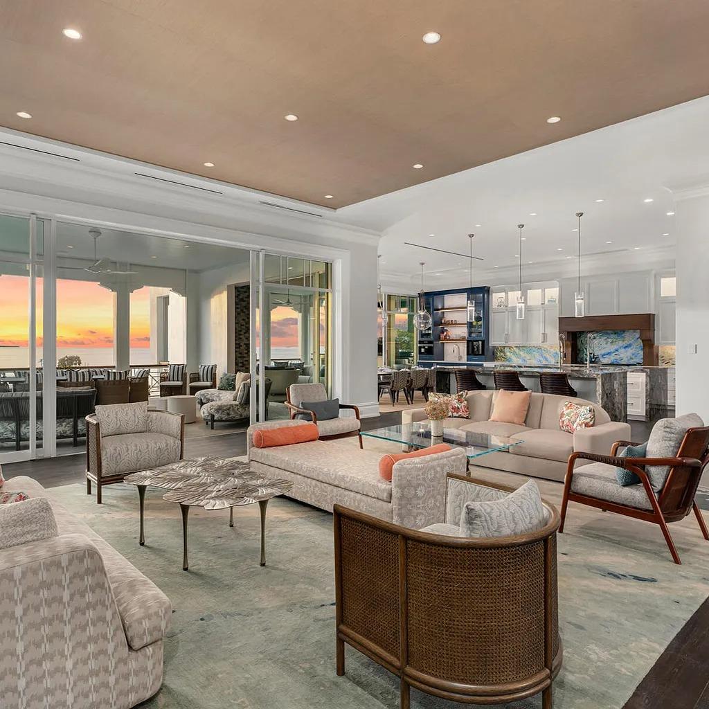 Living Room in Dave Portnoy’s Former FL Home