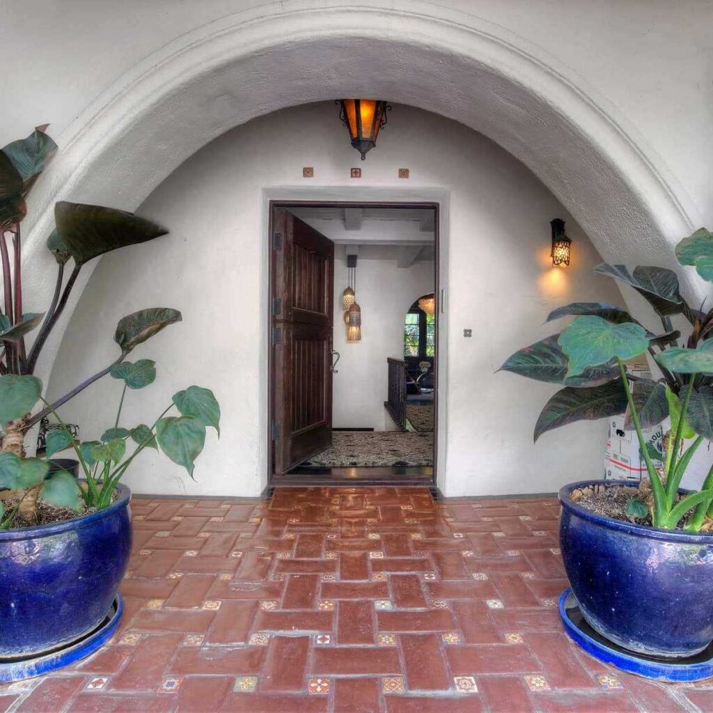 Arched Entryway of Johnny Galecki’s Former CA Home