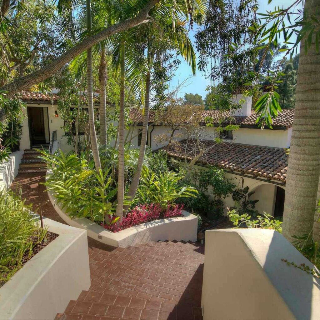 Garden Pathway of Johnny Galecki’s Former CA Home