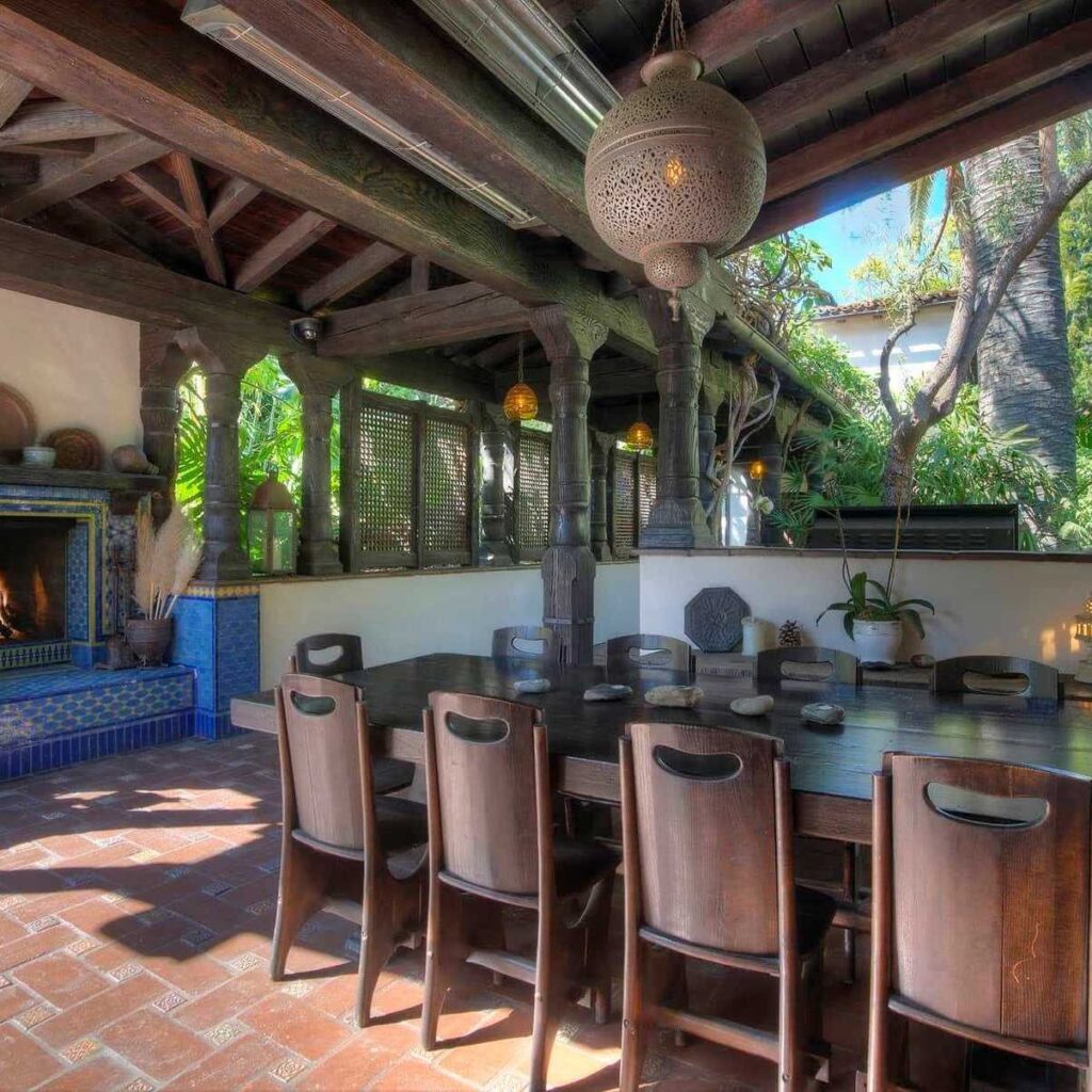 Outdoor Patio of Johnny Galecki’s Former CA Home