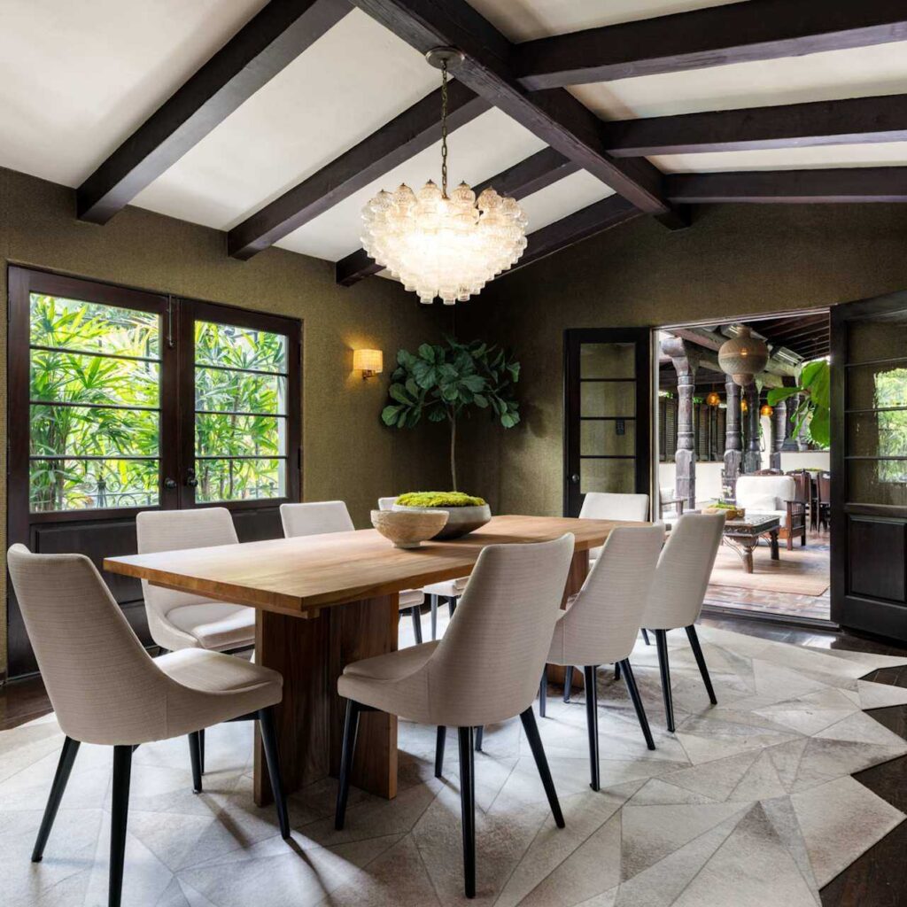 Dining Room in Johnny Galecki’s Former CA Home