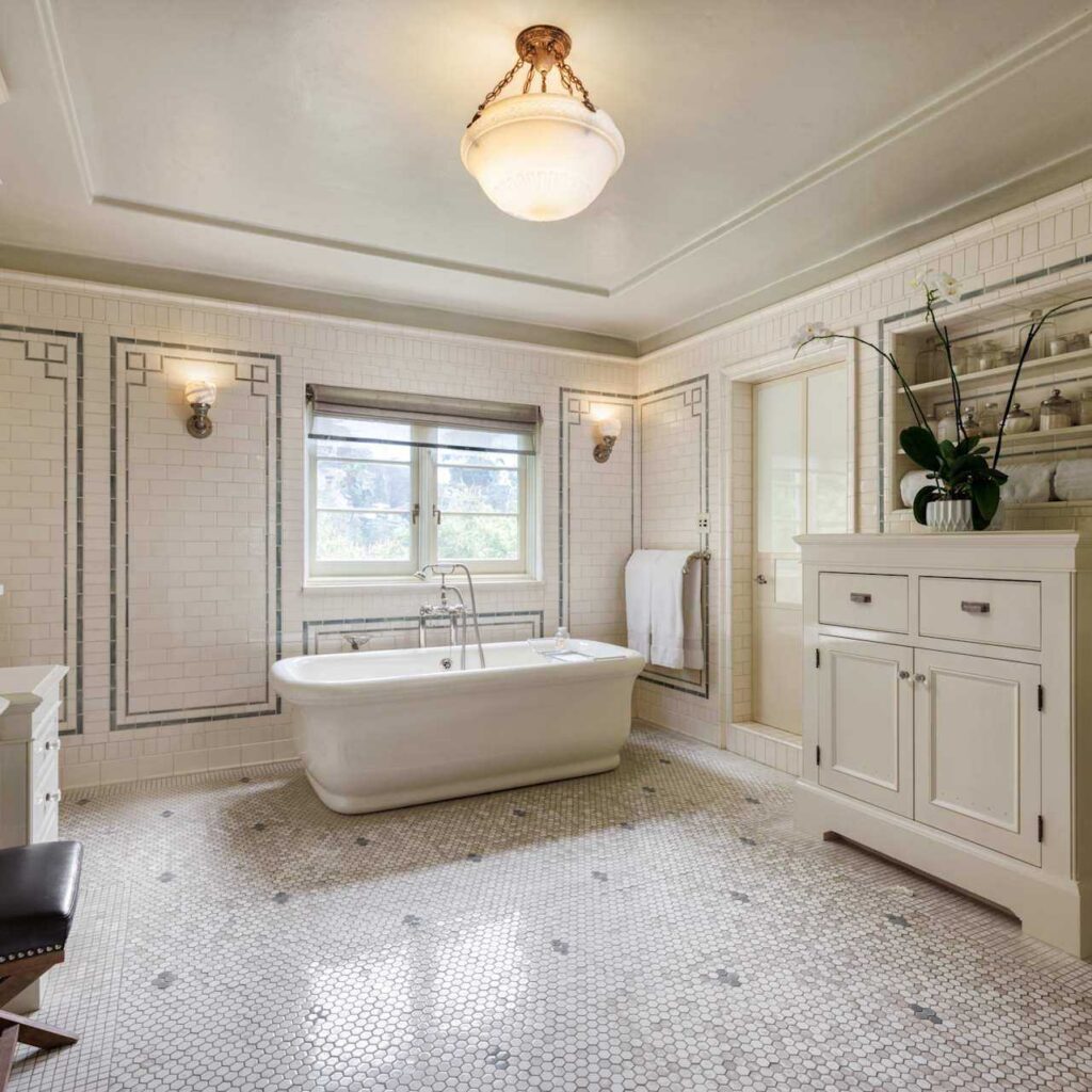 Bathroom in Johnny Galecki’s Former CA Home