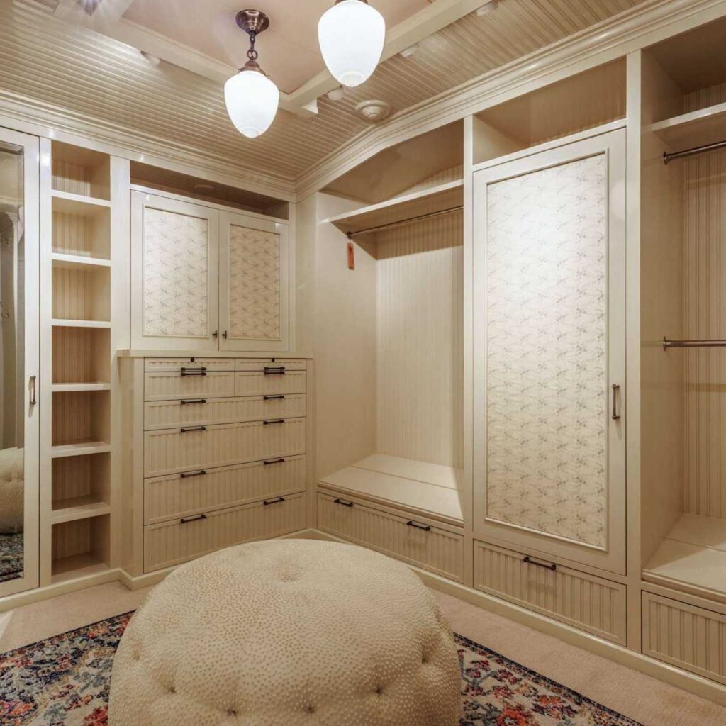 Walk-In Closet in Johnny Galecki’s Former CA Home