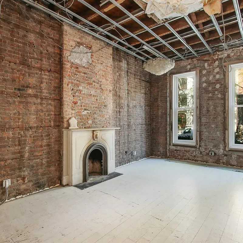 Historic Room in Daniel Craig and Rachel Weisz’s NYC Home