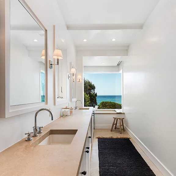 Bathroom in Leonardo DiCaprio’s CA Home