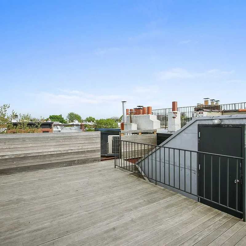 Rooftop Deck of Daniel Craig and Rachel Weisz’s NYC Home